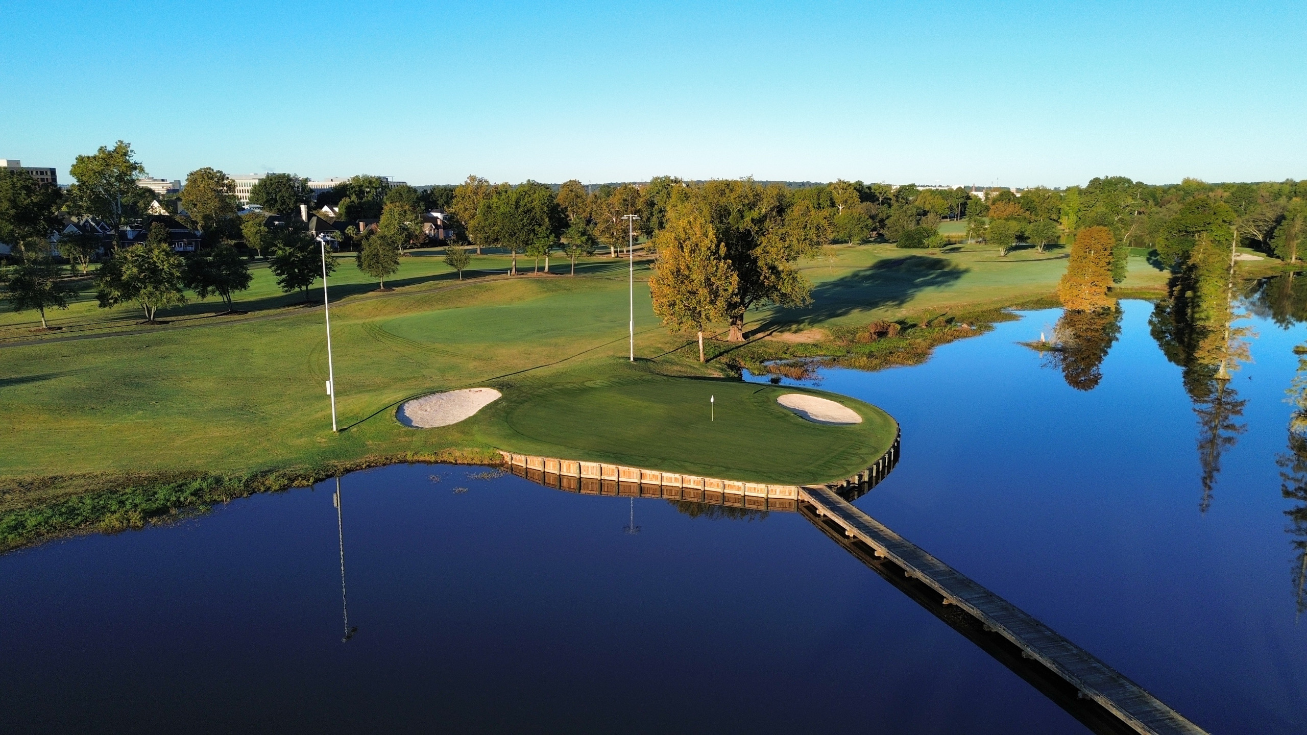 https://rivergolfclub.com/wp-content/uploads/2023/10/The-River-Golf-Club_Home-Slider_October-2023-The-River-Golf-Club-Home-Slider_October-2023-TRGC-Home-Slider-1-NEW-Slide-Image-1.jpg
